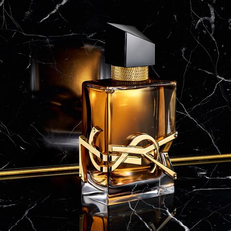 ysl libre paris.